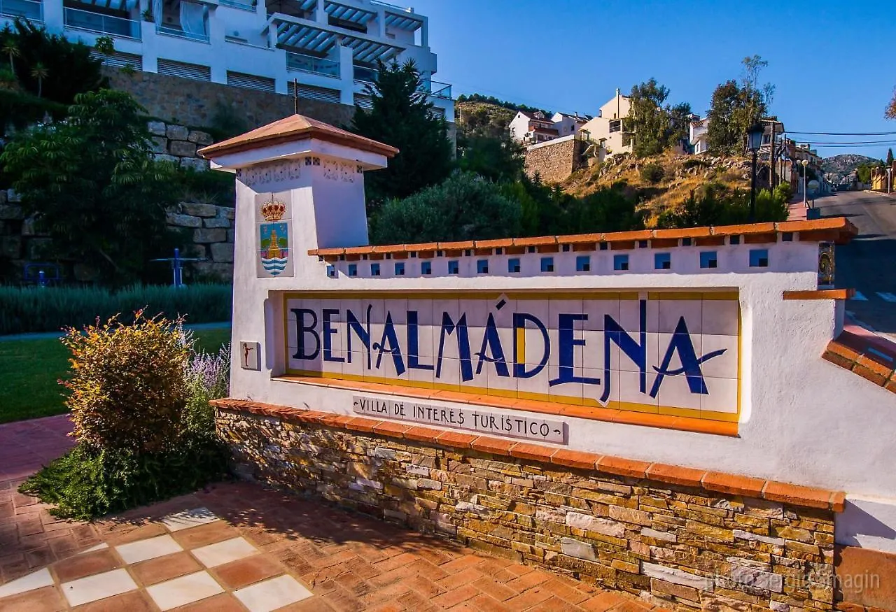 1012 Aguila Apartamentos. Piscina Y Playa. Cercano Al Centro. Excelente Ubicacion. Benalmadena 0*,  Spain